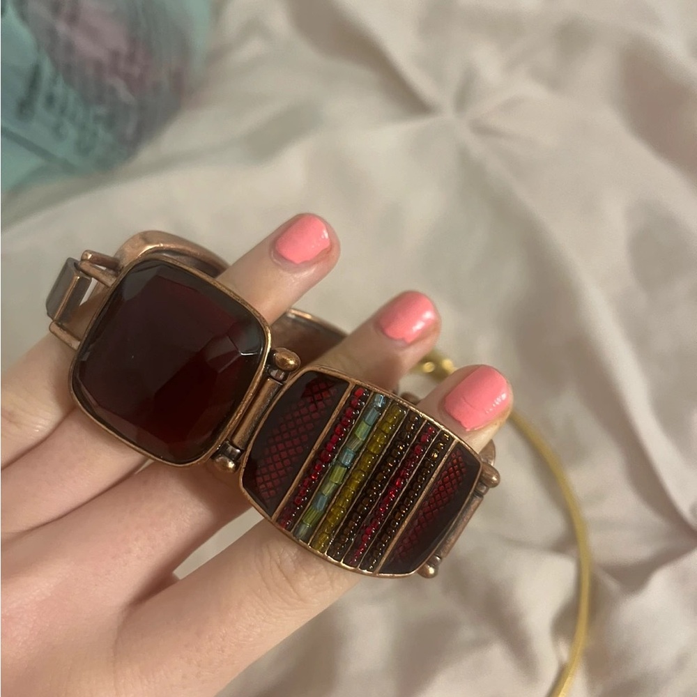 necklace + bracelet